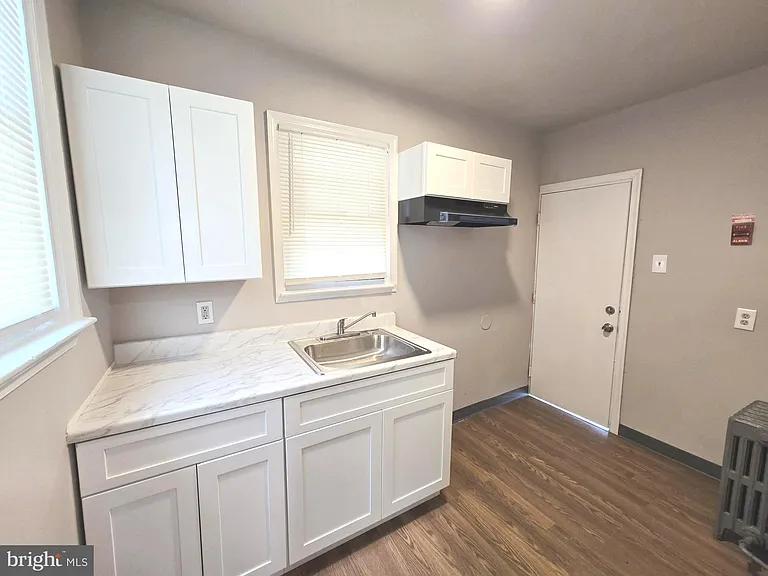 5717 N Park Ave #REAR — Photo 10