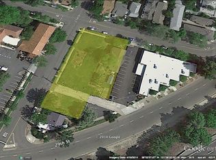 2700 V St, Sacramento, CA 95818