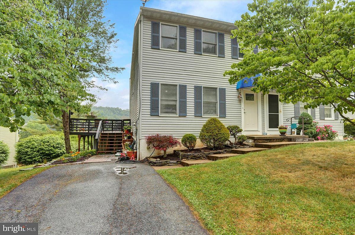 431 Grove Ave, Mohnton, PA 19540 Zillow