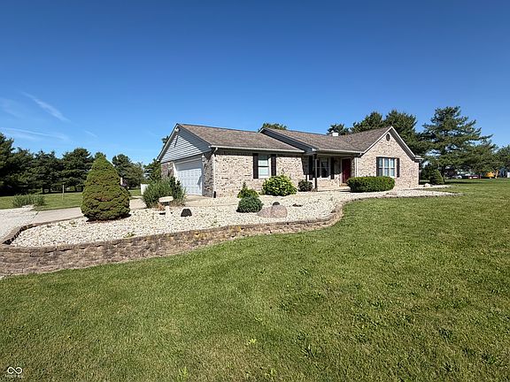 4th image of 1136 Holmes Rd