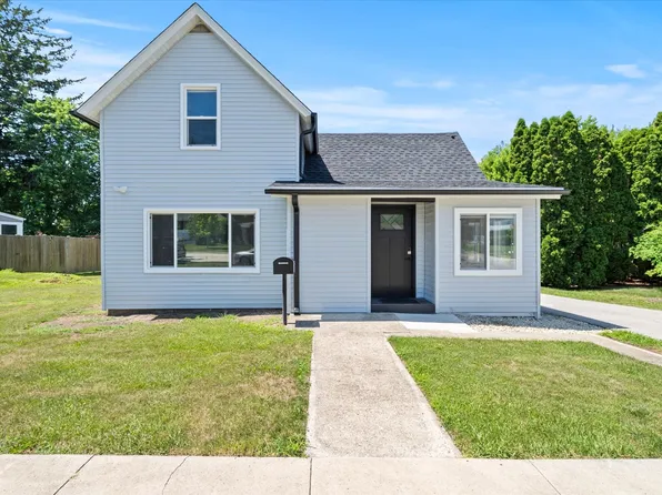 219 S Washington St, Lockport, IL 60441