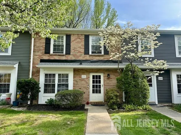 271 Constitution Cir, North Brunswick, NJ 08902