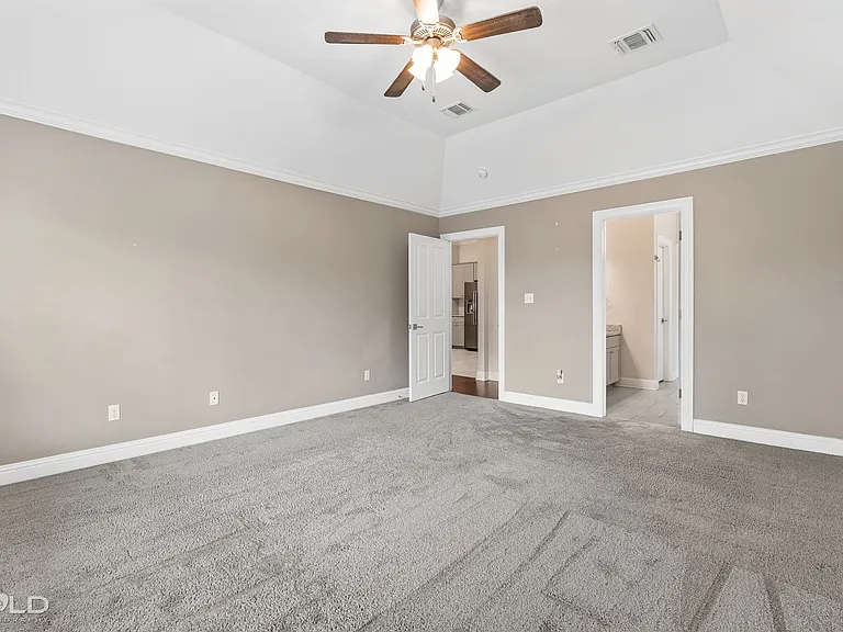 619 Labarre Ln — Photo 22