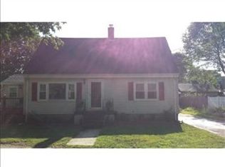 11 Bunker St, Hyde Park, MA 02136