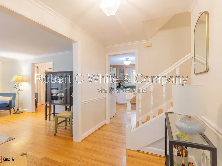 73 Montclair Dr — Photo 4
