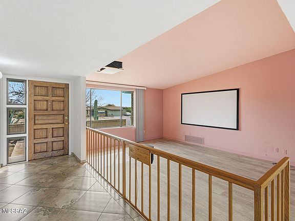 3rd image of 10211 E Rio De Oro Pl