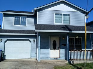 2415 SE 98th Ave, Portland, OR 97216