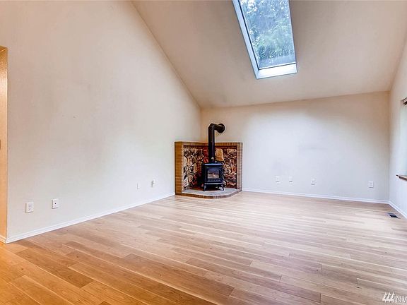3rd image of 30990 E Lake Morton Dr SE