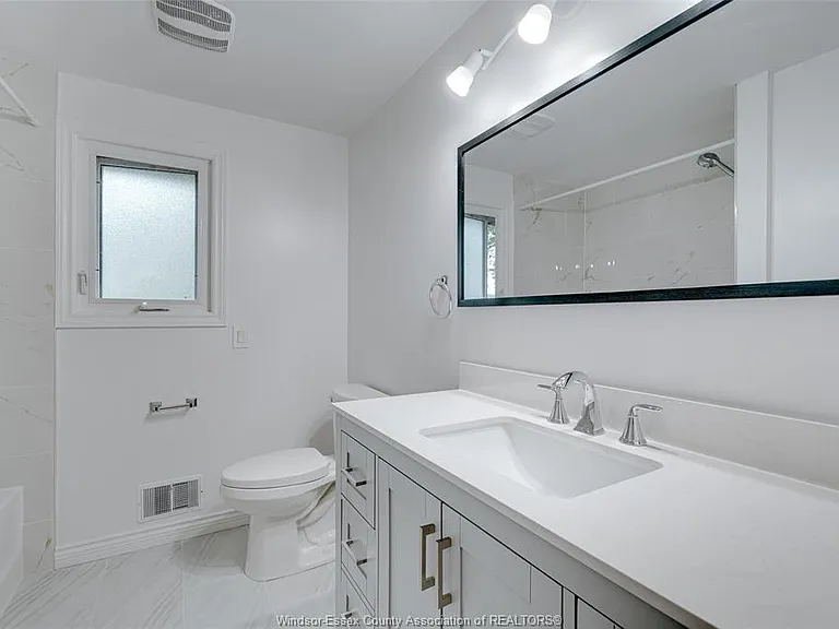 398 Brighton Rd — Photo 34