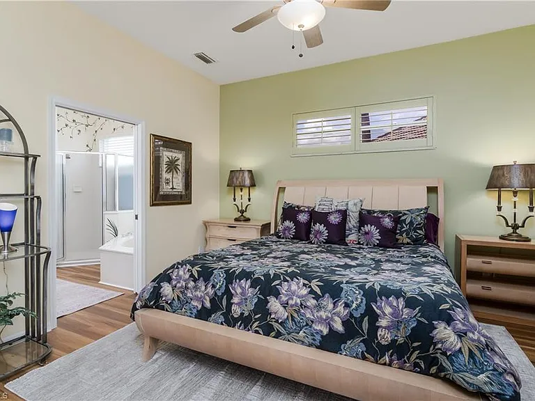 28460 Highgate Dr — Photo 19