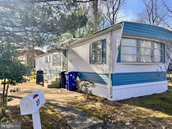 2300 Massachusetts Ave Trailer 27, Toms River, NJ 08755