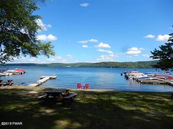 3rd image of 126 Lone Oak Dr