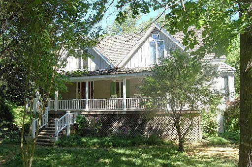1st image of 9014 Lanntair Farm Ln