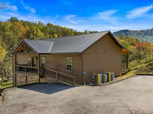 561 Sugar Loaf Rd, Seymour, TN 37865