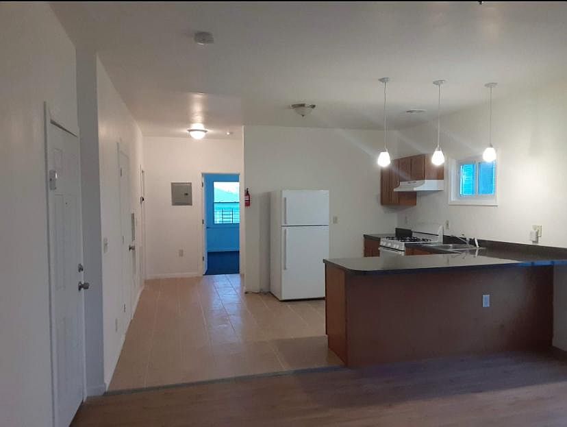 1st image of 46 Tillinghast St #3