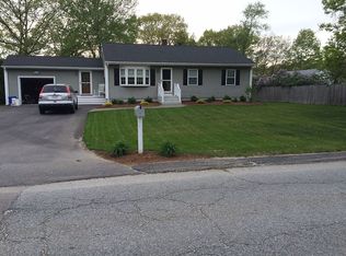48 Farm St, Blackstone, MA 01504