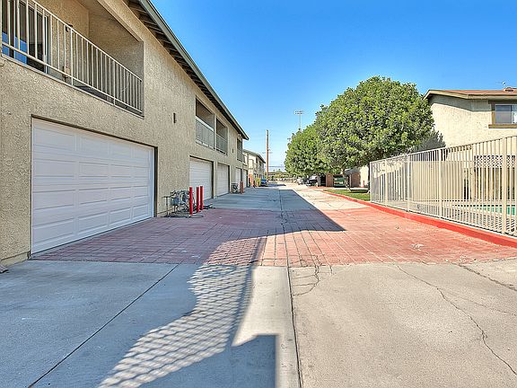 4th image of 13424 Francisquito Ave