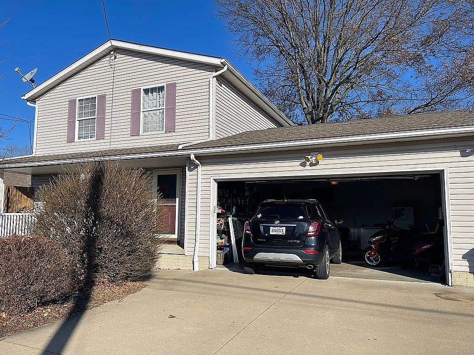 1st image of 2883 Albrecht Ave