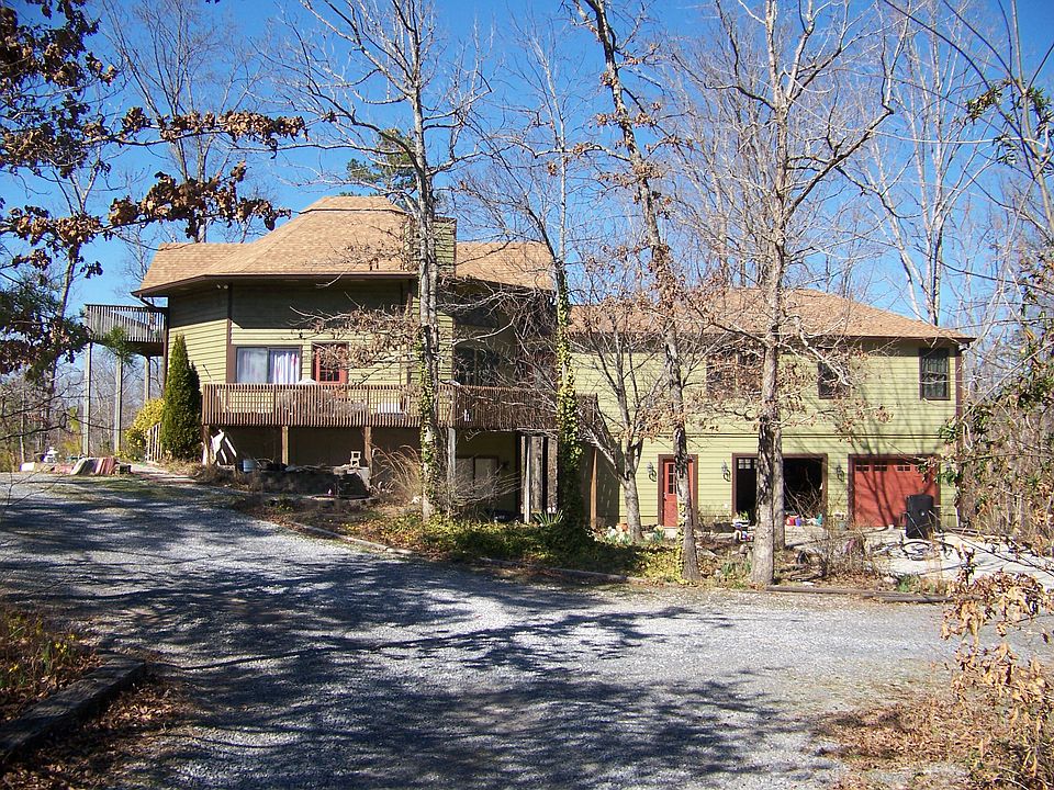 1st image of 261 Holly Dr