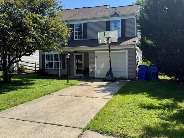 3188 Guilford Dr, Waldorf, MD 20602