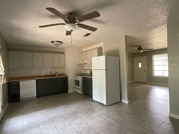 5th image of 114 Powell Dr