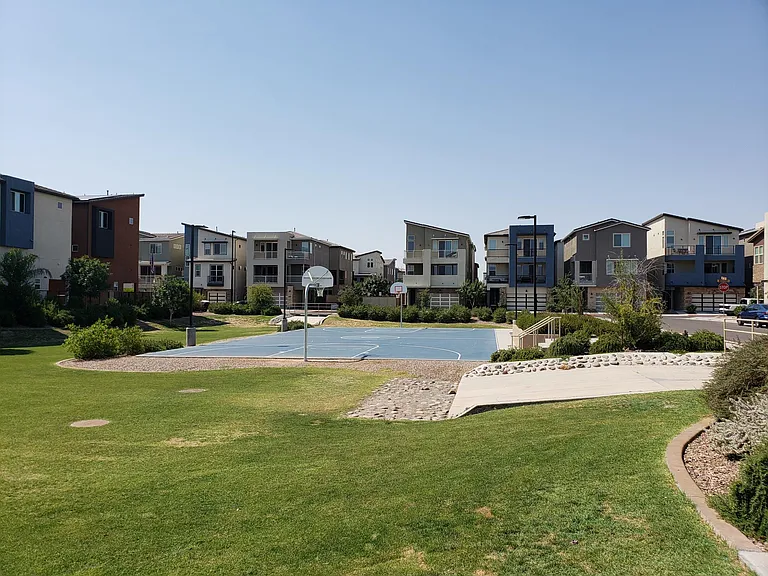 7062 W Carter Dr — Photo 22