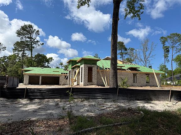 4th image of 35 Broadriver Rd