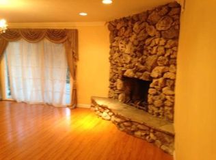7830 Allott Ave, Panorama City, CA 91402
