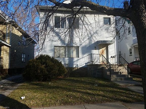 3rd image of 12517 Edmonton Ave