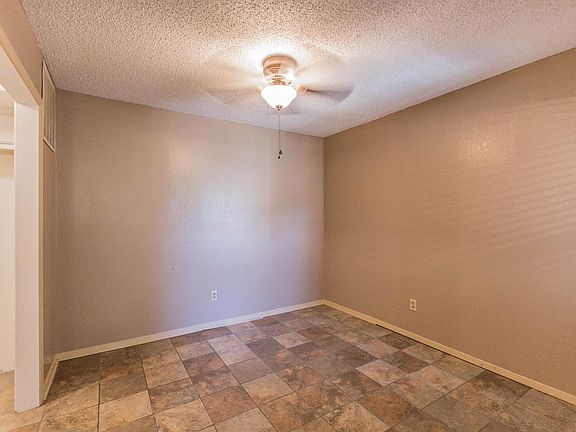 5th image of 8601 Memphis Dr B 3