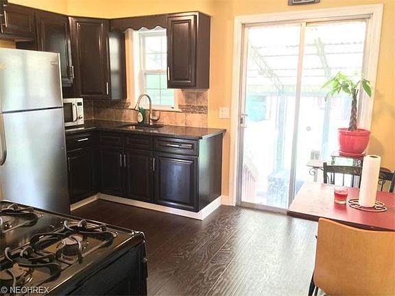 5th image of 1622 Wexford Ave