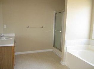 236 River Landing Dr, Monroe, GA 30656