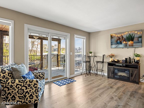 2nd image of 43 Southwood Shores Cir #1C