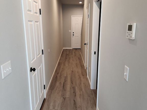 4th image of 1685 & 1687 SE 12th Ave #129