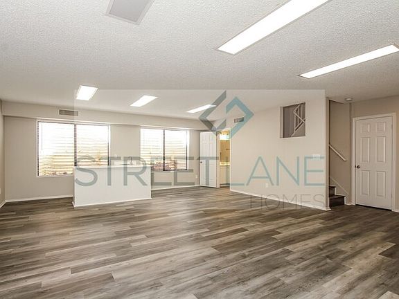 3rd image of 5465 E Emerald Ave