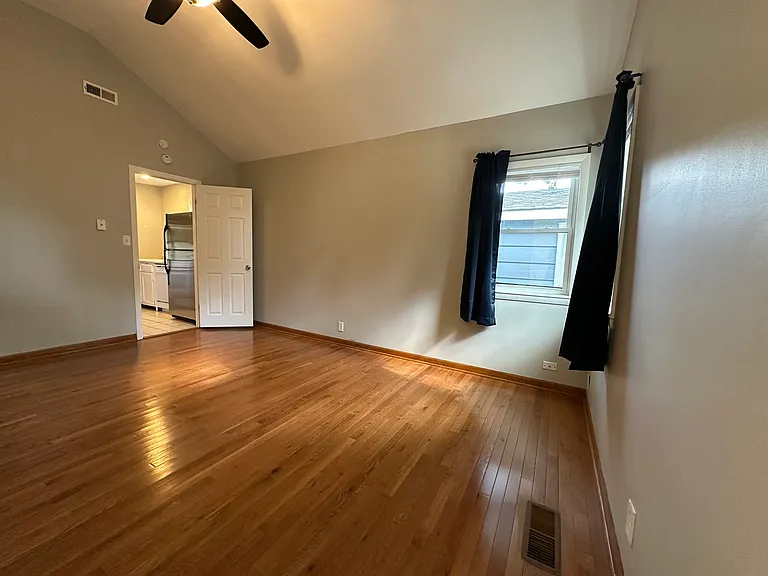 37 S Heather Dr — Photo 10