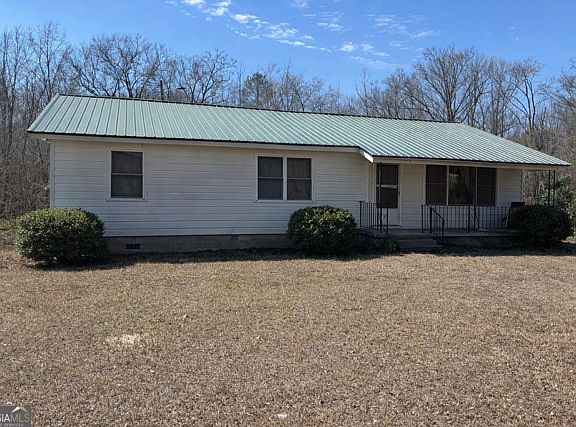 2nd image of 133 Black Creek Rd