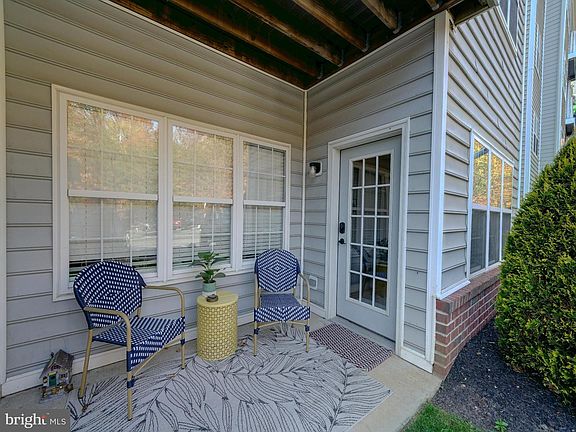 3rd image of 532 Hopkins Landing Dr #532