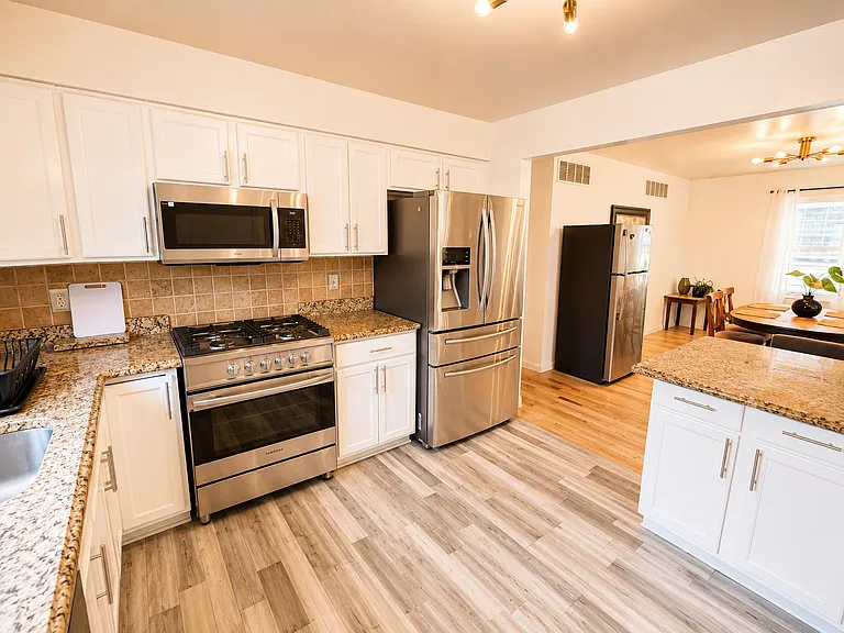 200 Lt Glenn Zamorski Dr — Photo 24