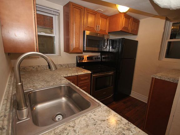 3rd image of 381 S Logan St #1