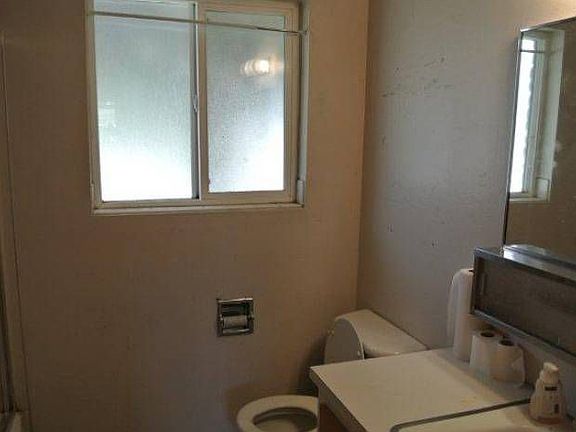 4th image of 7301 W San Fernando Dr