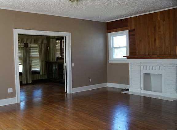 5th image of 524 N 4th Ave