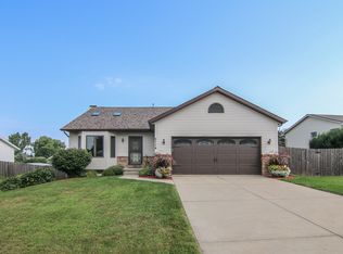 5114 Bluestem Way, Madison, WI 53704