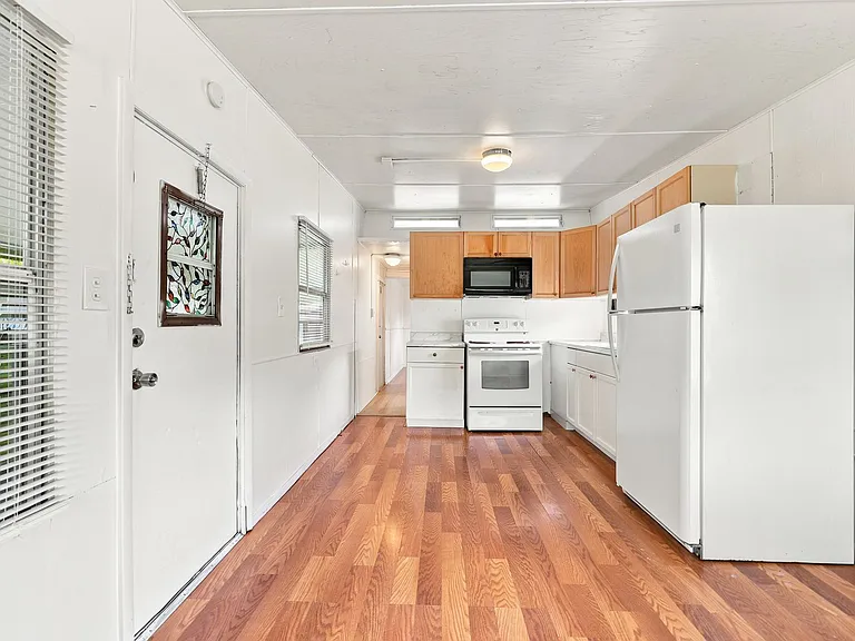 7115 Lofty Dr — Photo 5