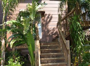 821 Davis Rd, League City, TX 77573