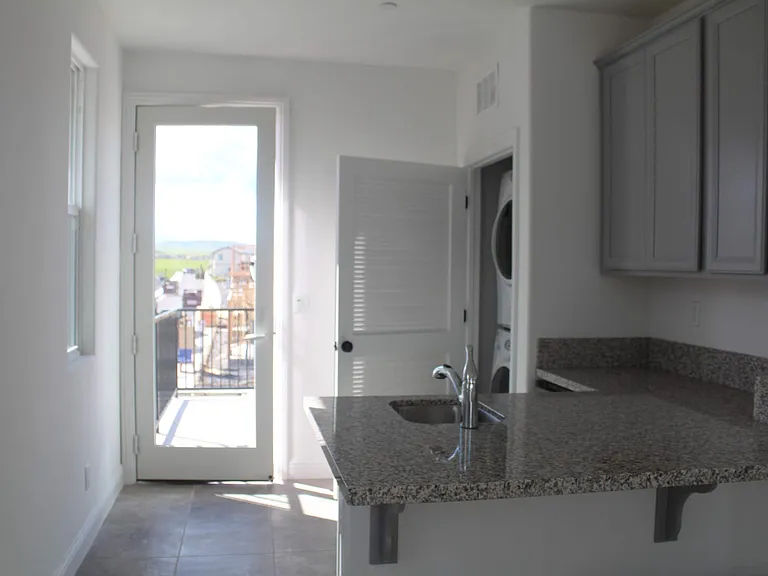 308 E Ramsey Dr — Photo 10
