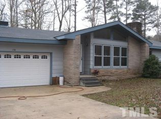 176 Oakwood Dr, Pittsboro, NC 27312
