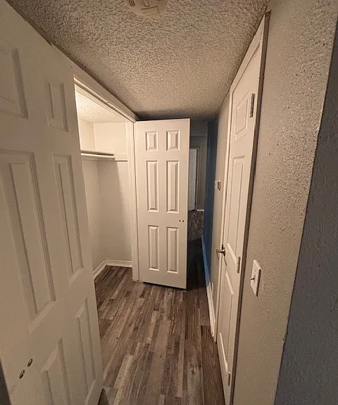 Willow Park Apartments — Photo 19