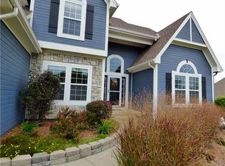 404 Deer Dr, Liberty, MO 64068