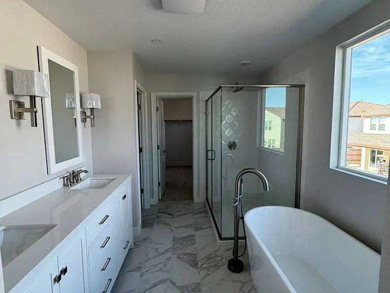 15937 Mavericks Ln — Photo 15